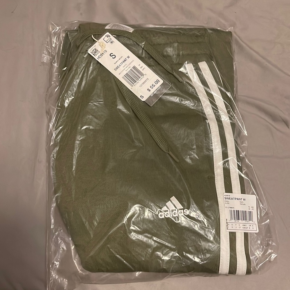 Adidas sweatpants - Small - Womens